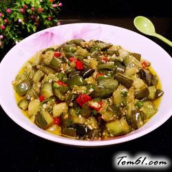 香辣蚝油茄丁煲的做法
