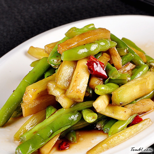 绿茄子炒豆角的做法