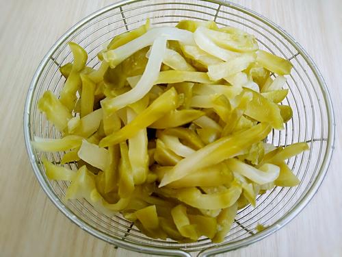 【双椒榨菜丝】