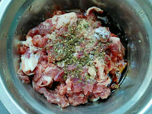【缤纷牛肉串】