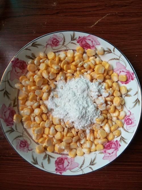 【彩椒炒玉米】