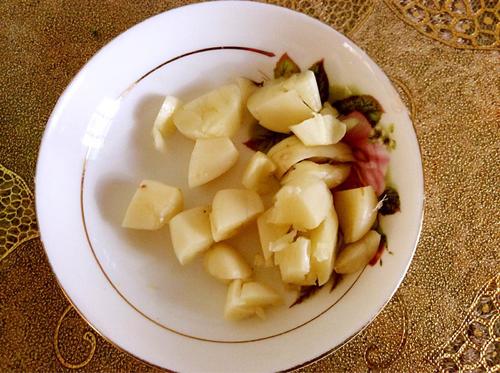 【西芹炒百合腰果虾仁】