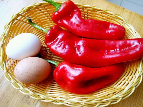 【红椒炒蛋】