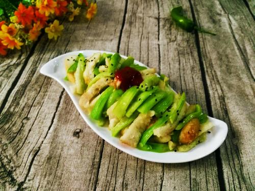 【丝瓜炒面包】