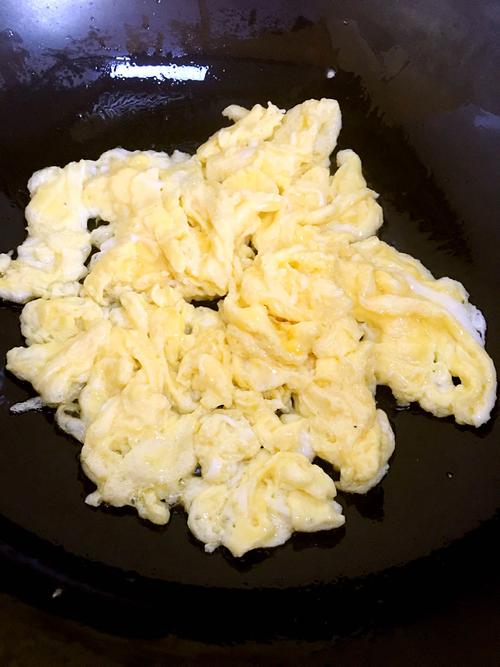 【黄瓜木耳炒鸡蛋】