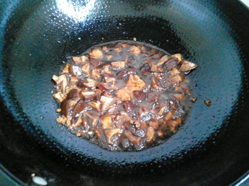 【香菇豆腐镶肉】