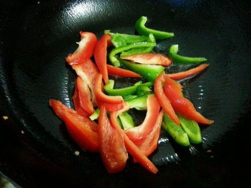 【彩椒炒火腿鸭蛋】