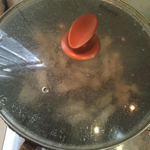 【彩椒炒五花肉】