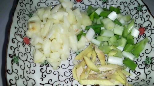 【酸豆角炒肉】