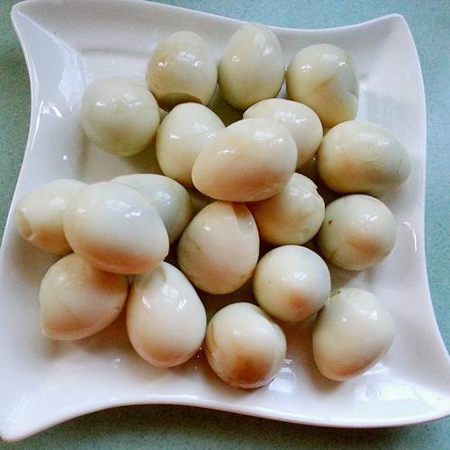 【鱼香虎皮鹌鹑蛋】