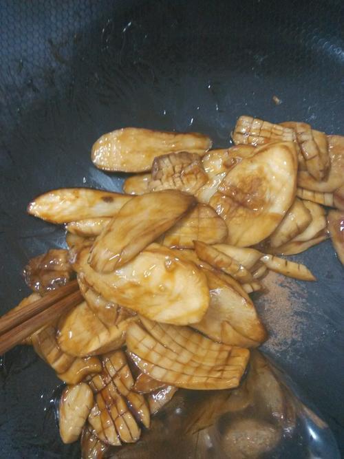 【酱汁杏鲍菇】