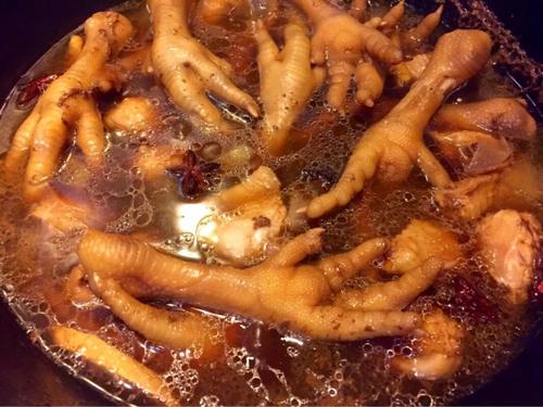 【超快捷红烧鸡爪】