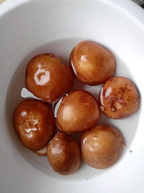 【香菇豆腐镶肉】