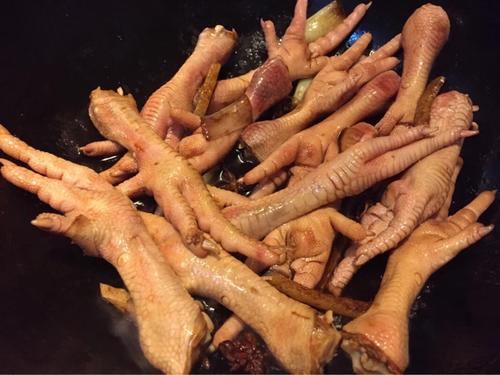 【超快捷红烧鸡爪】