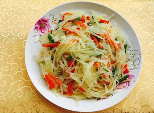 【酸辣土豆丝】