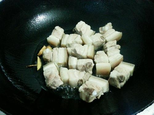 【红烧粉丝五花肉】