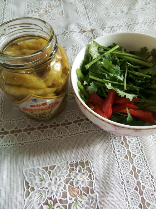 【野山椒炒鸡胗】