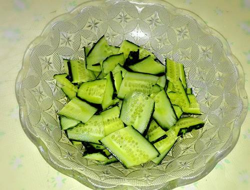 【黄瓜木耳炒鸡蛋】