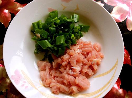 【虾仁炒豆腐】