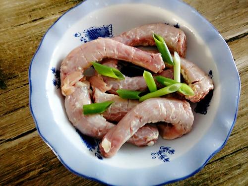 【干煎香辣鸡脖】