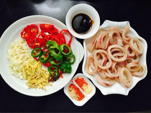 【香辣O泡鱿鱼圈】