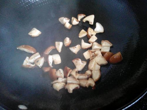 【香菇豆腐镶肉】