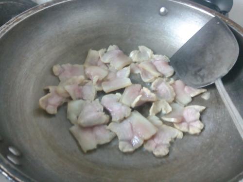 【咸肉干锅卷心菜】