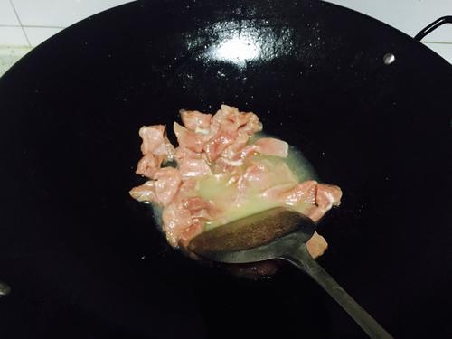 【沙茶牛肉爆青椒】