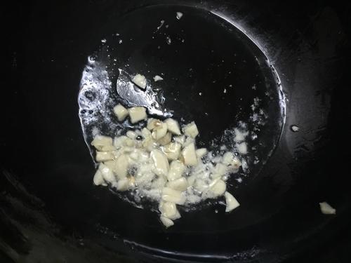 【蒜蓉豆角炒茄子】