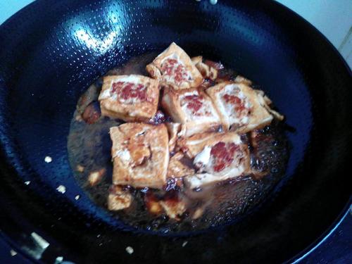 【香菇豆腐镶肉】