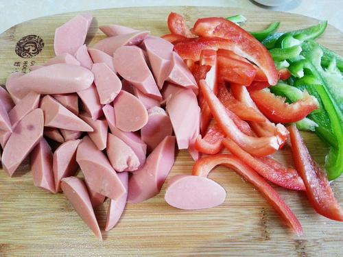 【彩椒炒火腿鸭蛋】