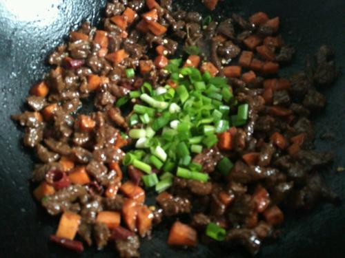 【五香牛肉粒】