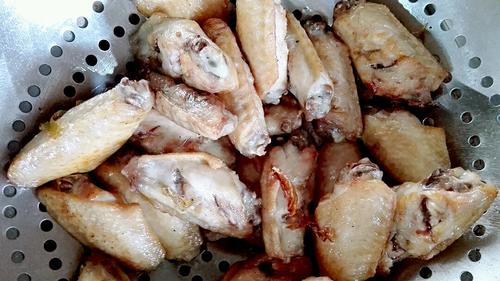 【红酒鸡中翅】