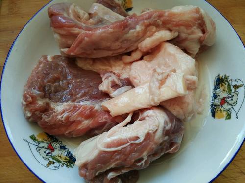 【红烧羊肉胡萝卜】