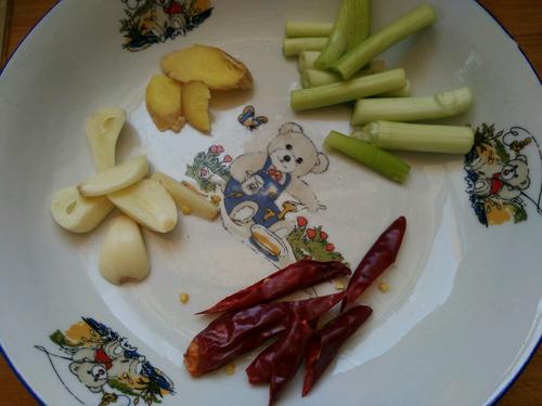 【红烧羊肉胡萝卜】