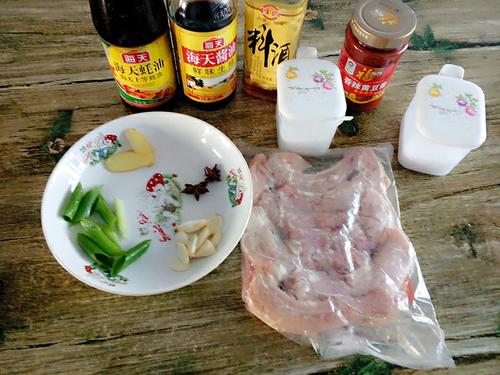 【干煎香辣鸡脖】