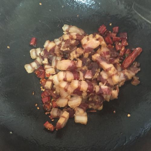 【荷兰豆炒腊肉】