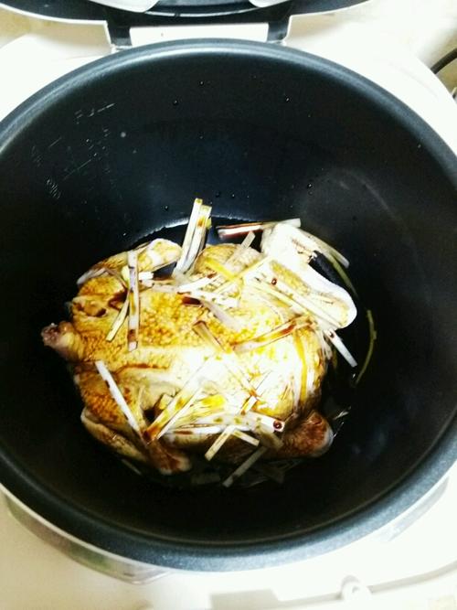 【蜜汁酱香鸡】