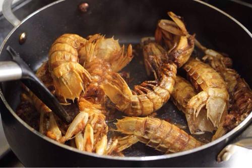 【椒盐皮皮虾】