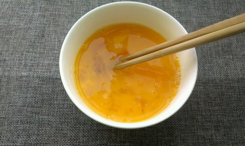 【青椒炒鸡蛋】