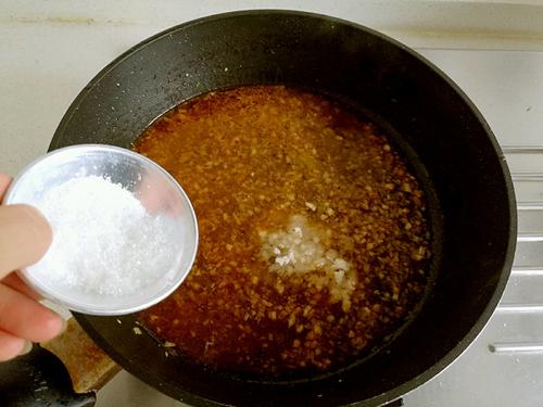 【茄汁肉沫酿广茄】