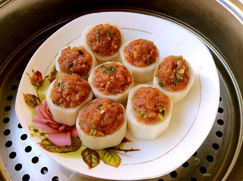 【肉酿白萝卜】