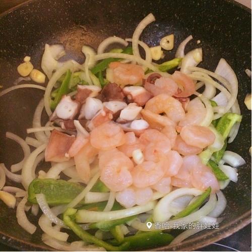 【泰国风味炒章鱼虾仁】