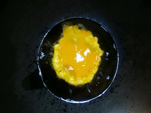 【青椒炒鸡蛋黄】