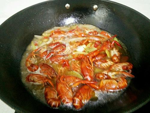 【红烧小龙虾】