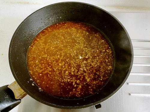 【茄汁肉沫酿广茄】