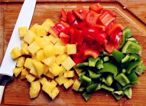 【菠萝咕噜肉】