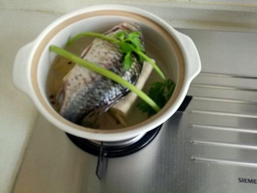 【鲫鱼豆腐】