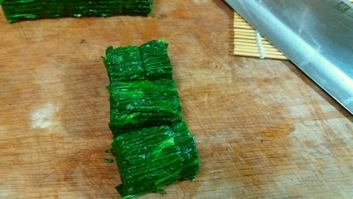 【鸿运当头大波来（法式酱汁菠菜桩）】