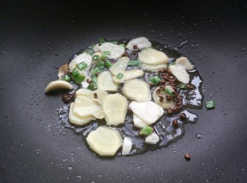 【家常红烧带鱼】